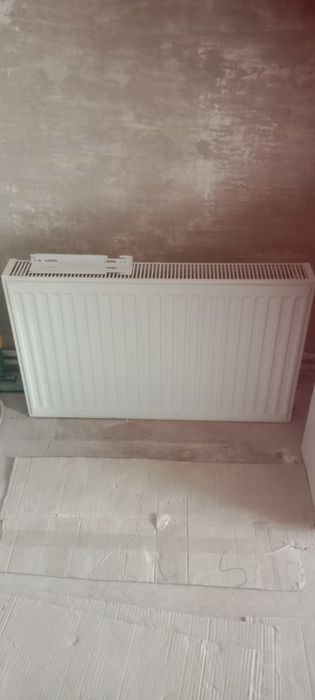 Продам тумбу з умивальником, та металічну батарею