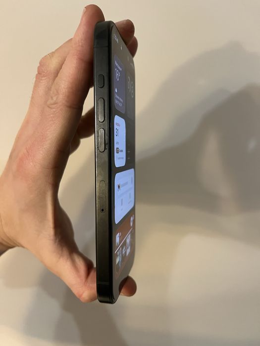 iPhone 15 Pro, 256 GB, stan bardzo dobry