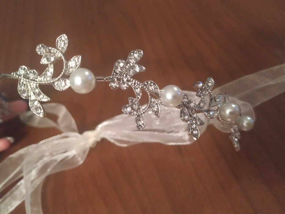 Ozdoby ślubne do włosów