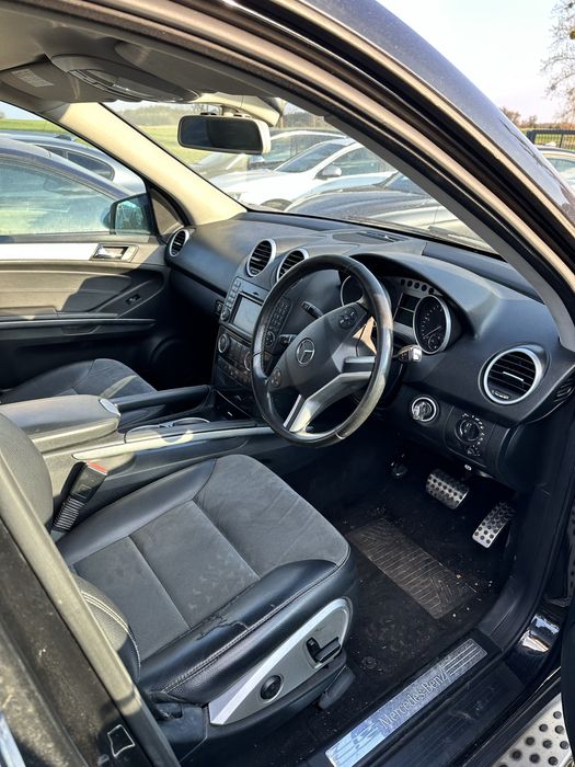 MERCEDES Ml 350 LIFT , anglik