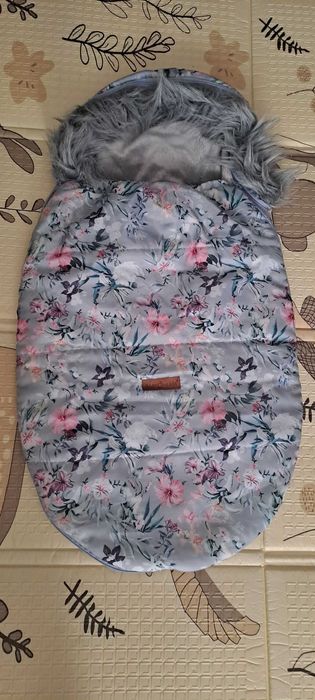 Śpiworek do wózka/ sanek - jak nowy !