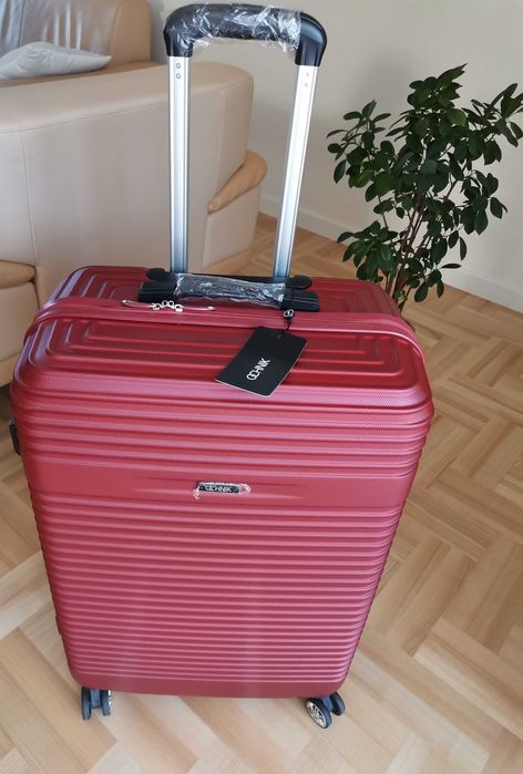 Walizka duża Ochnik. Nowa.