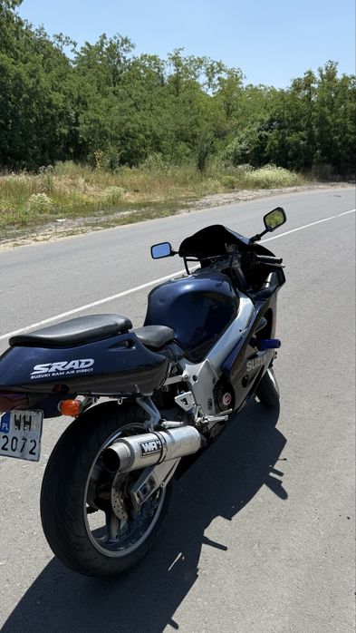 Продам suzuki gxr 600!