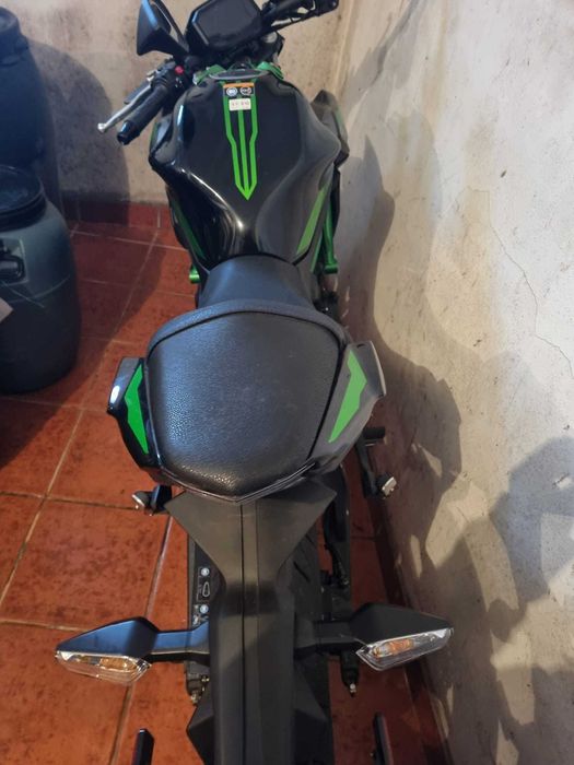 moto kawasaki como nova