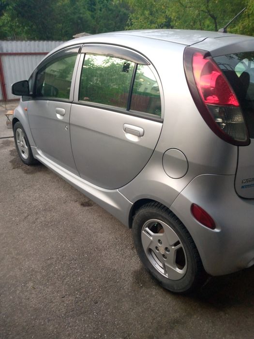Продам mitsubishi miev