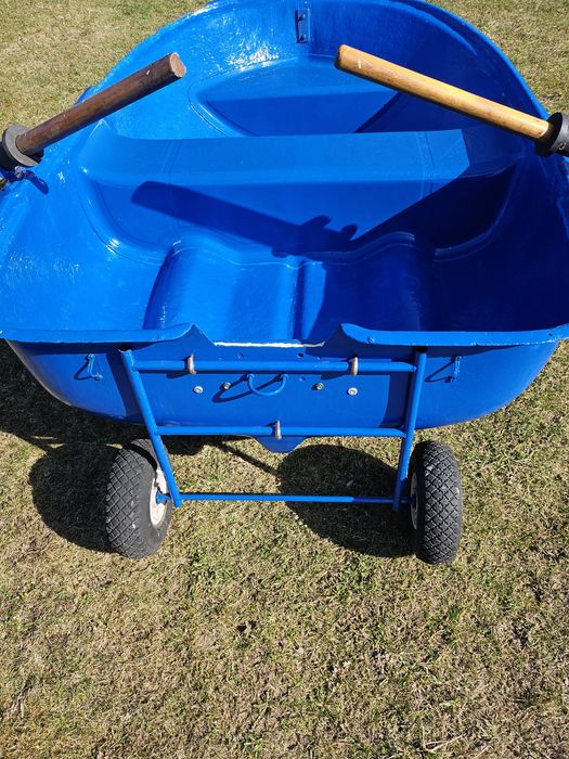 Łódkę wędkarską sprzedam