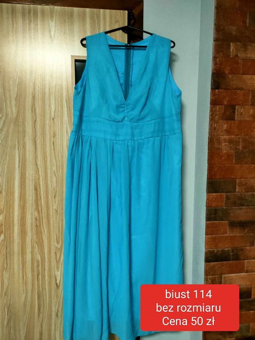 Suknia niebieska plus size