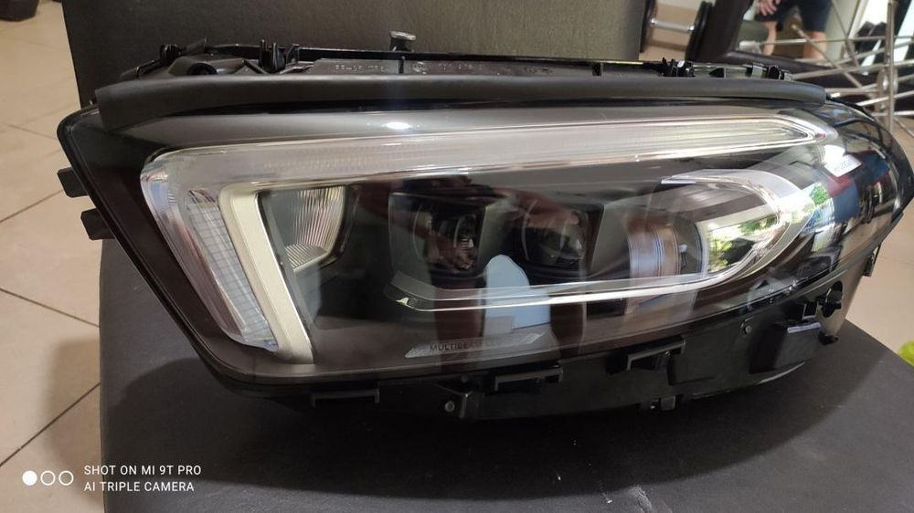farol esquerdo full Led Multibeam Mercedes w177