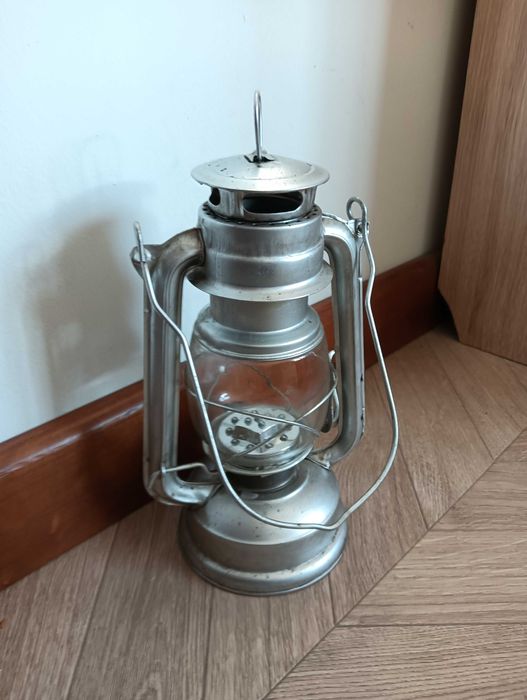 Lampka naftowa ozdoba atrapa led