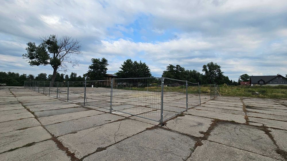 Wynajmę plac od 1000m²-3000m² utwardzony, ogrodzony, woda, prąd.