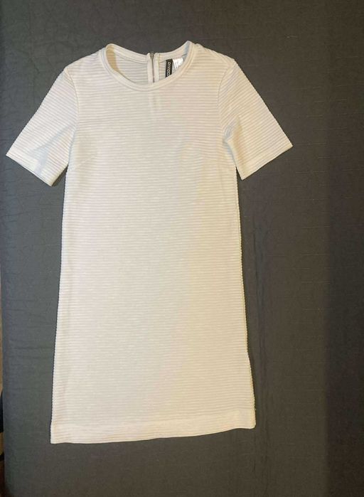 Biała sukienka H&M