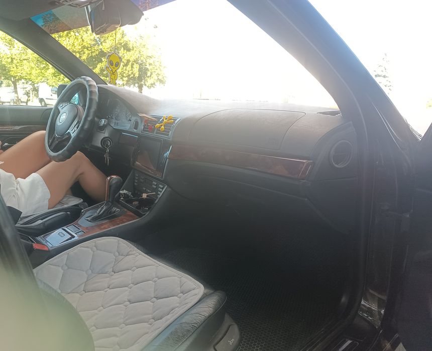 BMW E39 2003 року