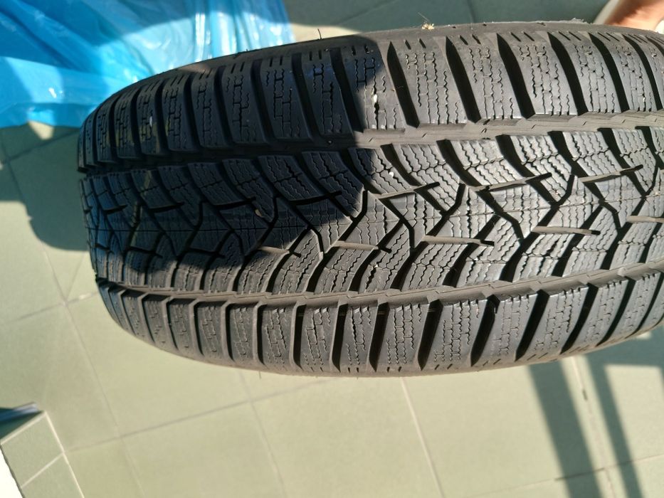 Opony Zimowe DUNLOP 205/55R16 DOT 2822