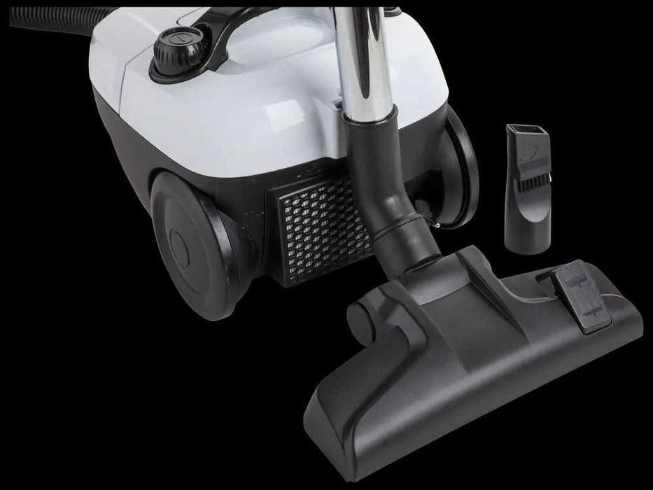 Потужний компактний Пилосос. виробництво Данія .