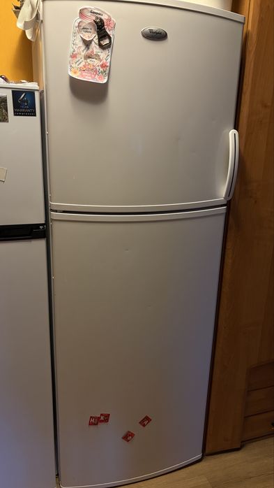 Холодильник Whirlpool