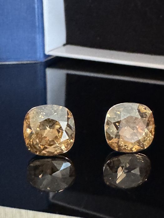 Шикарнючі сережки пуссети, гвоздики swarovski, оригінал