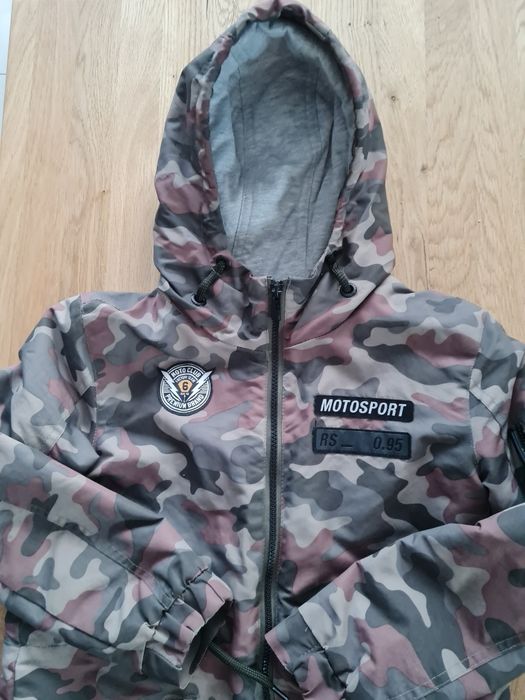 Kurtka Reserved chłopięca rozmiar 134