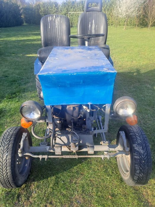 Traktor Sam 650 pojemności