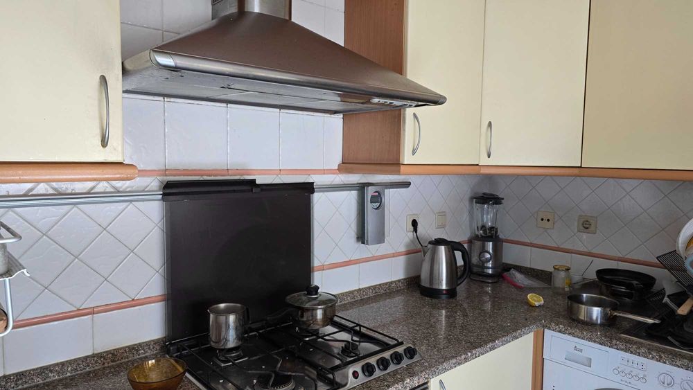 Arrenda-se Quarto Suite + Casa de Banho Privativa - Quinta do Castelo