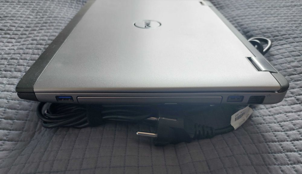 Laptop Dell Vostro 3460 Intel i3/8GB/240SSD/Win11