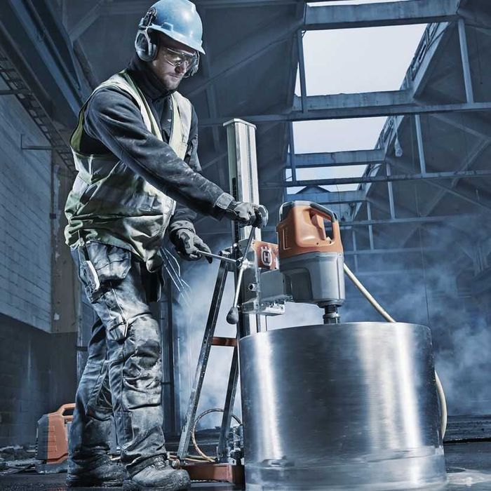 Алмазное сверление, бурение отверстий, Резка бетона, штроб, проемов