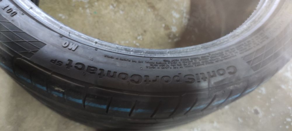 Pneus 255/35/18 continental usados