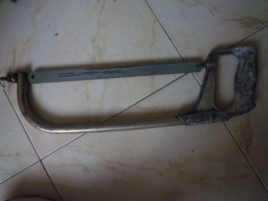 Serrote de mão de cortar metal entrego em mãos