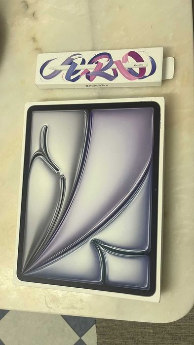 Apple iPad 13'' M3 + Pênsil Pro, em Excelente Estado - Pouco Uso!