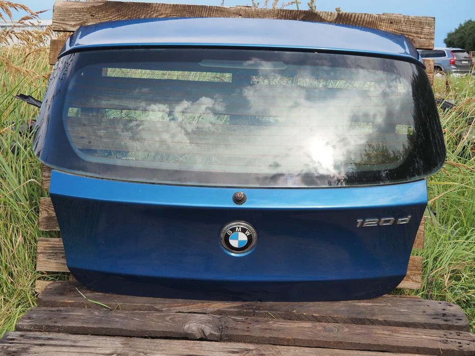 Klapa bagażnika tył BMW 1 E87 E81 Sydney blue