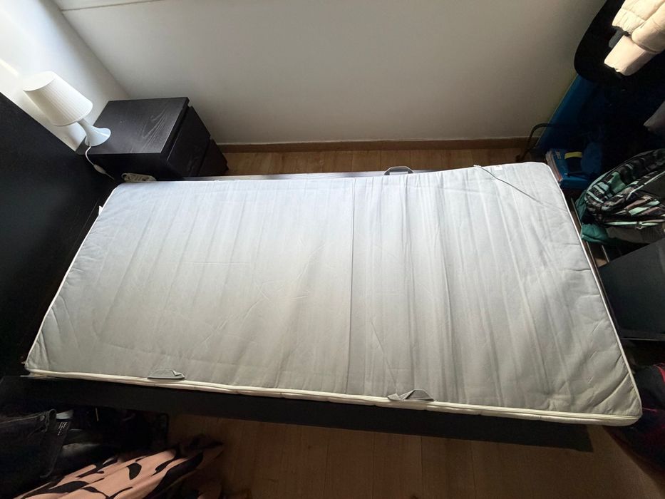 Cama solteiro Malm ikea com estrado