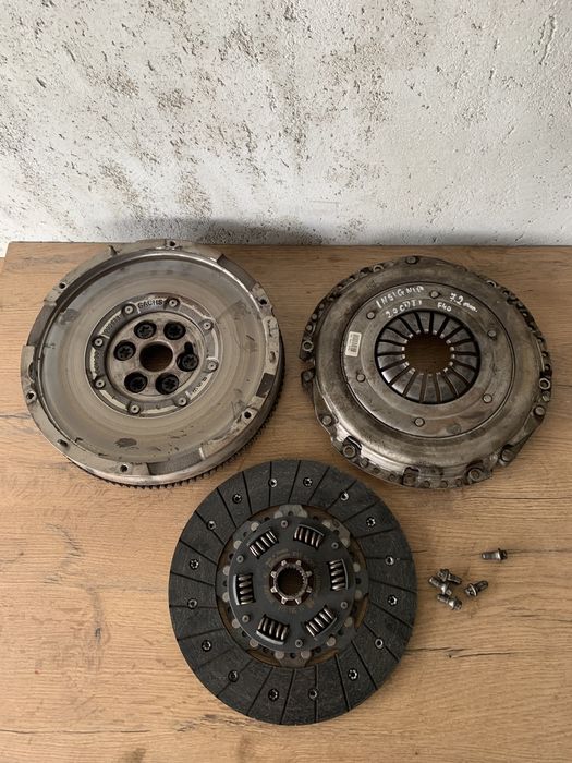 Koło dwumasowe tarcza docisk SACHS Opel Insignia Astra J 2.0 CDTI F40