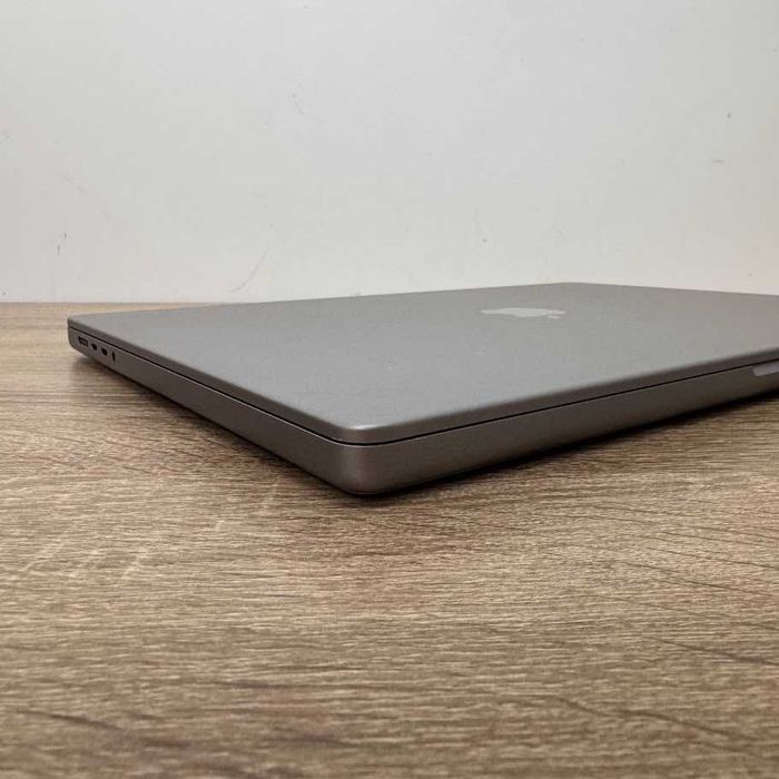 Macbook Pro 16" 2023 M2 Pro / 32Gb DDR5 / SSD 1000Gb акб:87% (код: M1466)