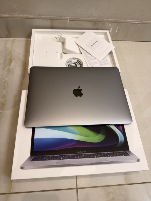 macbook pro 13 2018 256 - купити ноутбуки - Ціна на OLX.ua