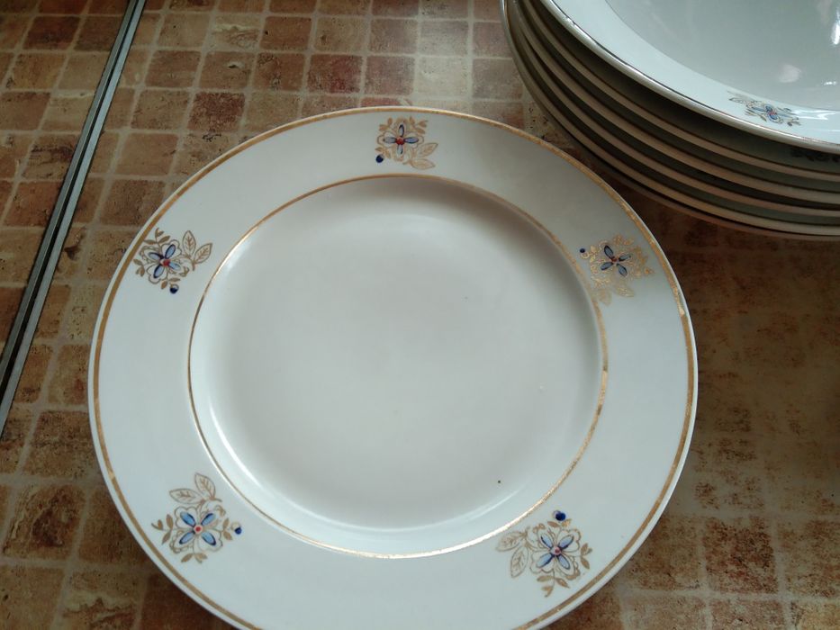 Сервіз посуду радянського часу