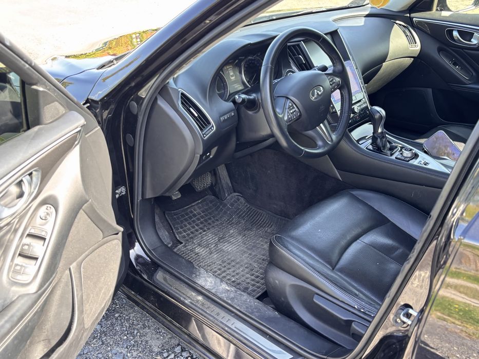 Infiniti q50 2,2d