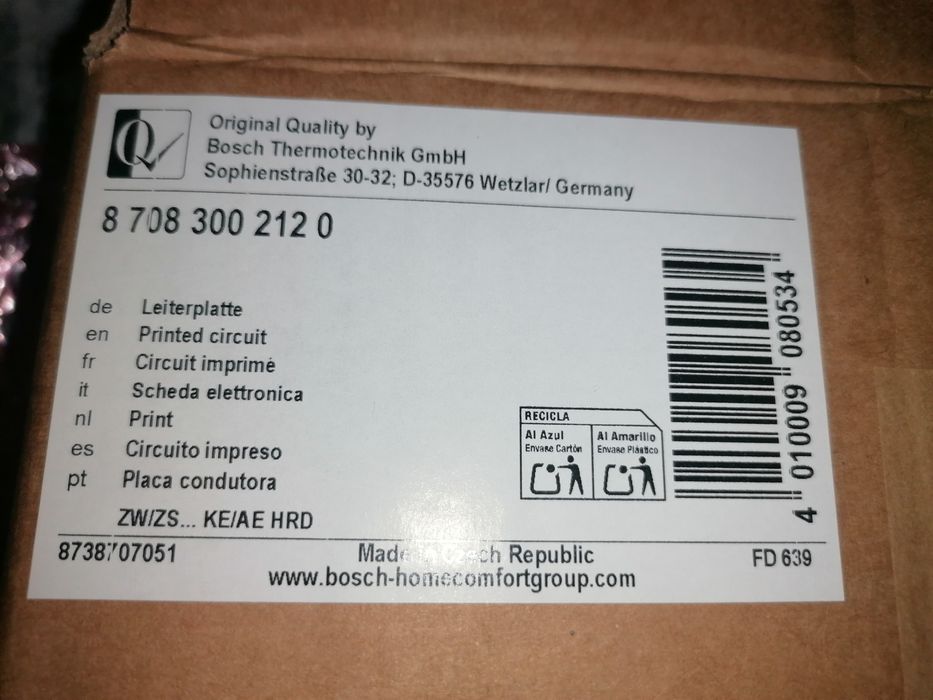 Vendo placa eletrónica (avariada) para caldeira junkers