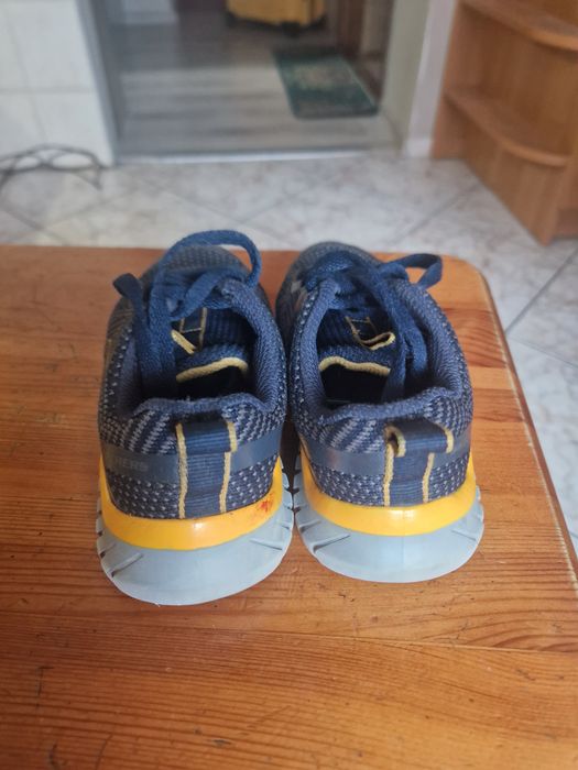 Adidasy chłopięce 27