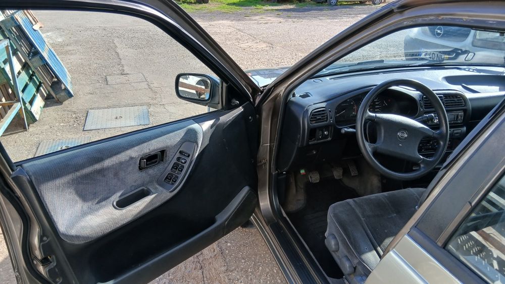 Nissan Sunny 1.4 SLX