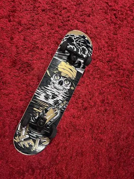 Mało używana deskorolka Classic Skateboard| Super cena