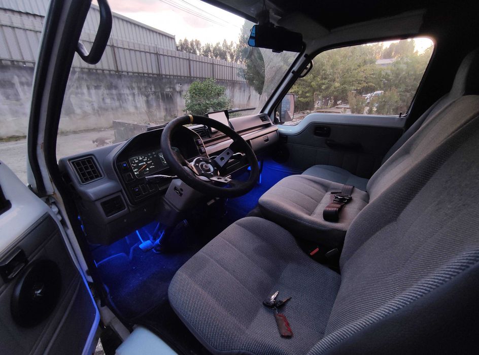 Isuzu Midi 2.4TD