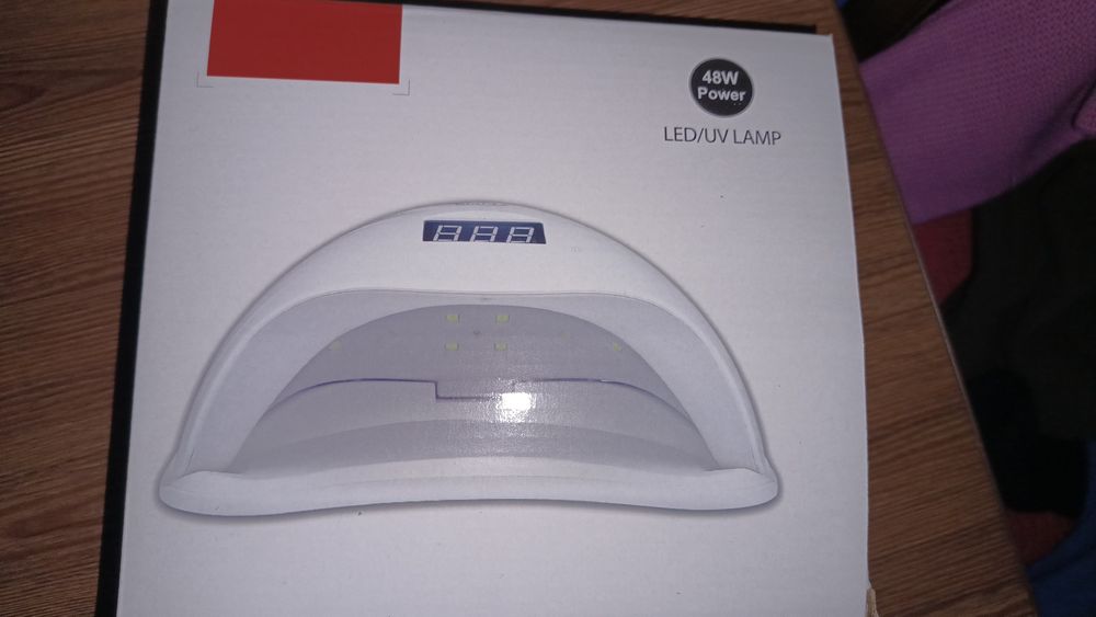 Лампа для манікюру