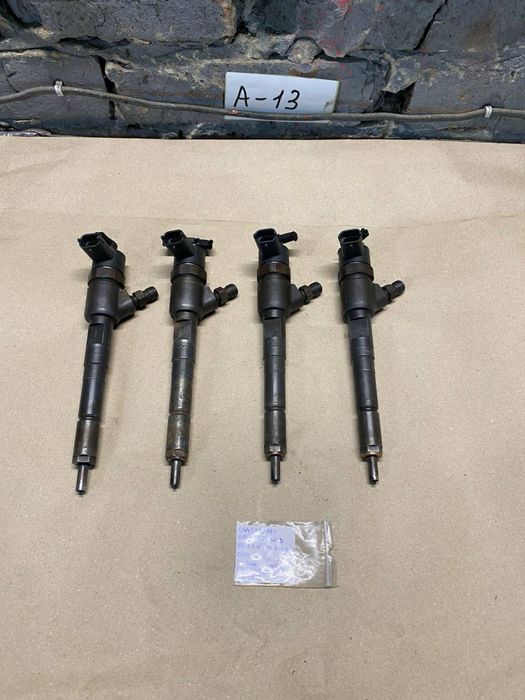 Форсунки Opel Corsa D Astra H Meriva A Combo C Suzuki Swift Fiat Doblo 2 1.3 CDTI 0445110183