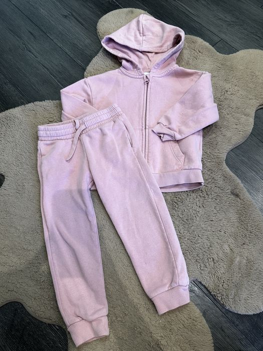 Тепленький костюм H&M