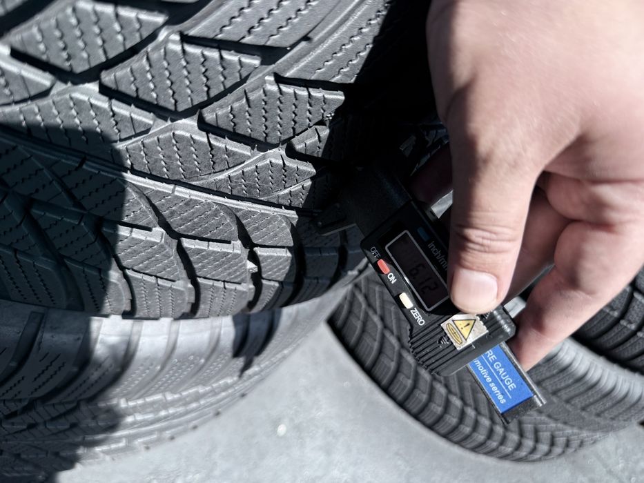 225 50 18 Bridgestone Blizzak LM001 RSC 85% 2024 Шини Зима