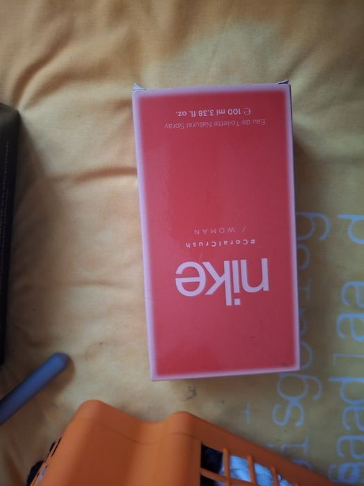 Perfumes e conjuntos