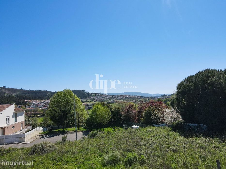 Apartamento T1 à venda com terraço de 60 m² e piscina