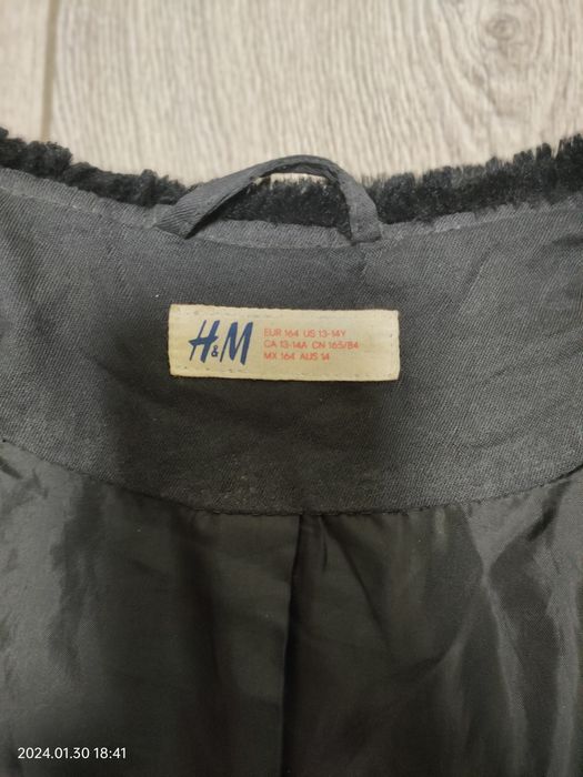 Czarna misiowata ramoneska