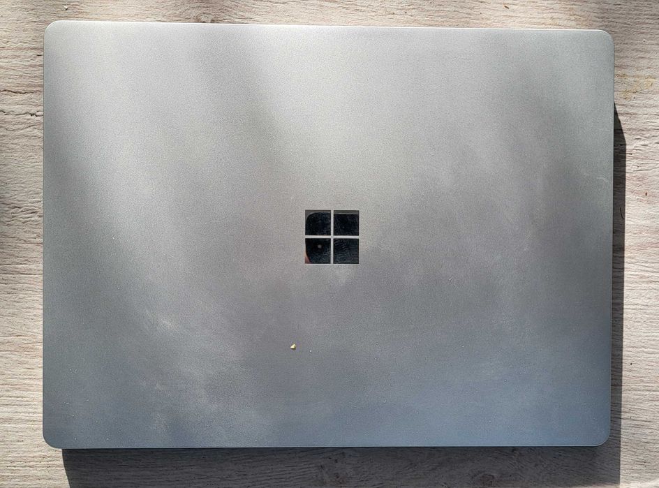 Microsoft Surface Go dotykowy i5 10gen, 8GB, SSD