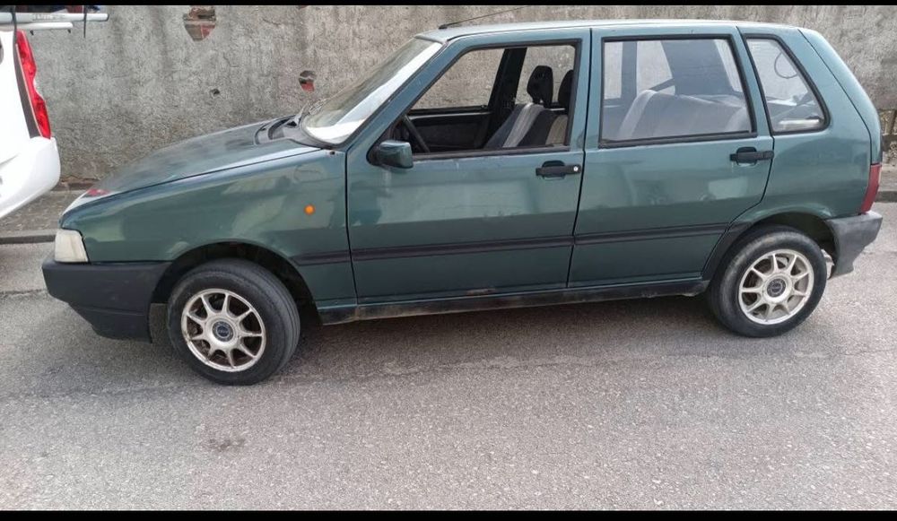 Fiat Uno 1.0 Carro para o dia a dia