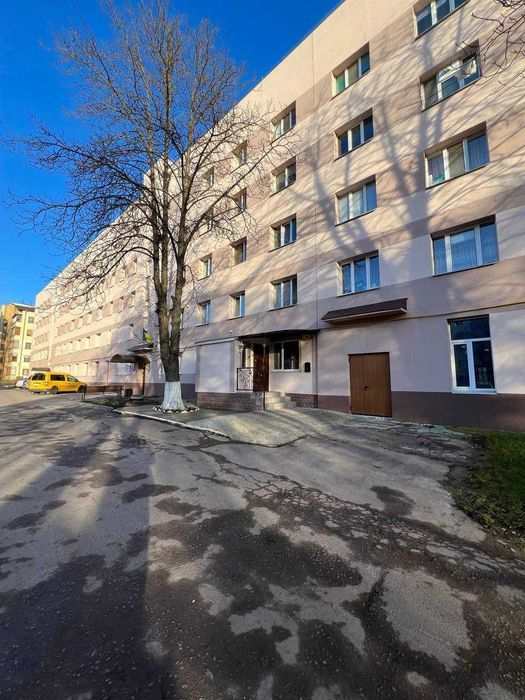 Продам кімнату в утепленому гуртожитку